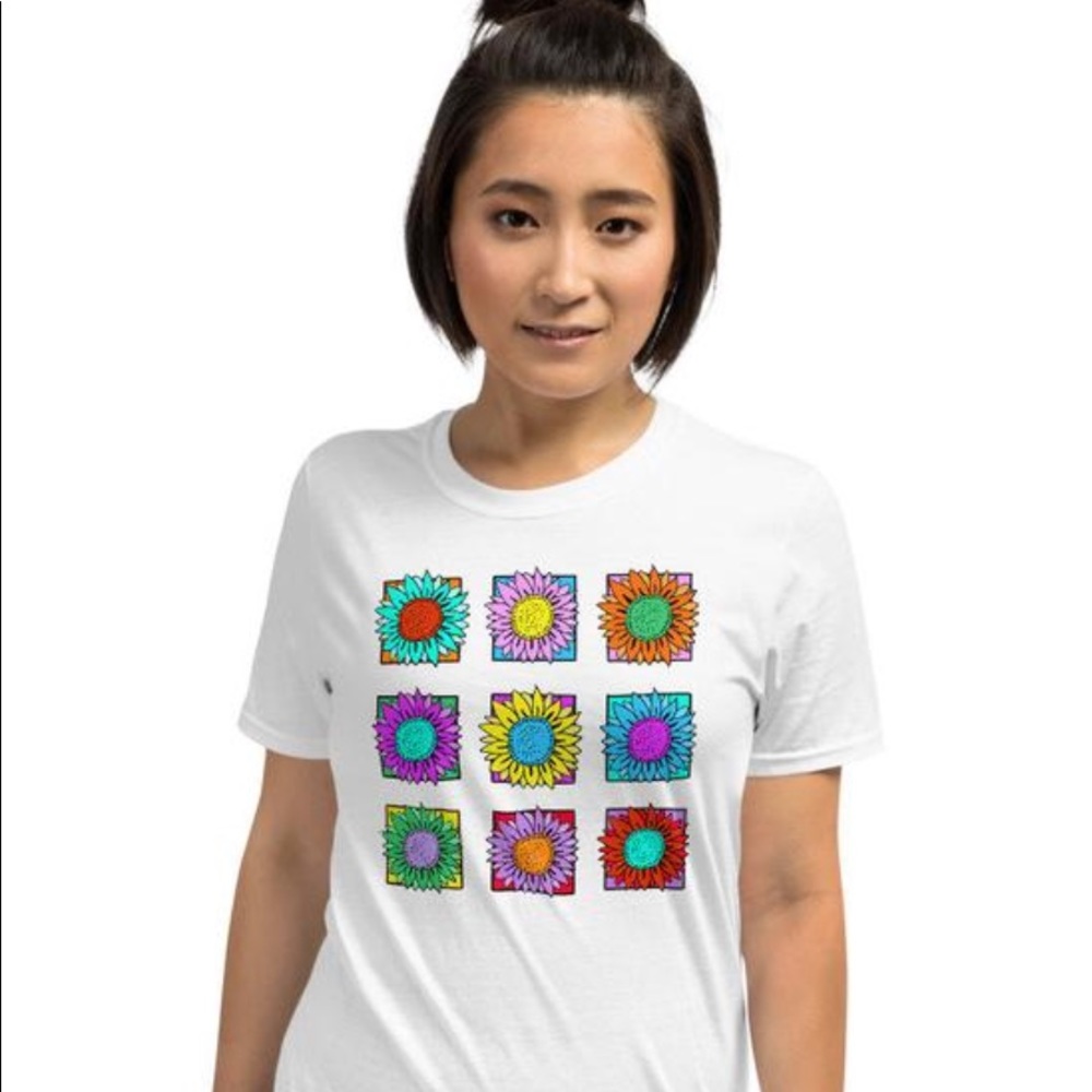 Color block sunflower tshirt